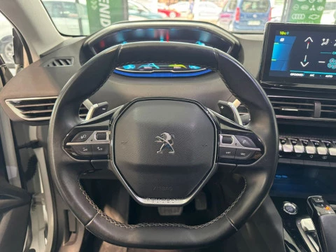 Peugeot 3008 ALLURE HYB PHEV 225 E-EAT8