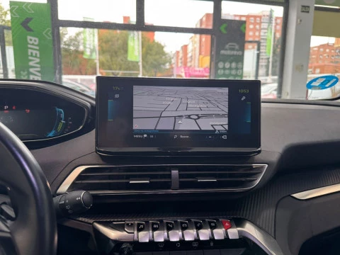 Peugeot 3008 ALLURE HYB PHEV 225 E-EAT8