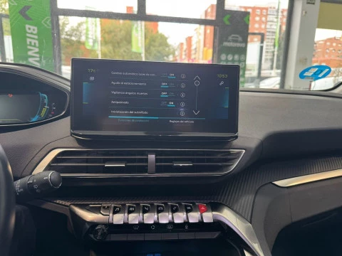 Peugeot 3008 ALLURE HYB PHEV 225 E-EAT8