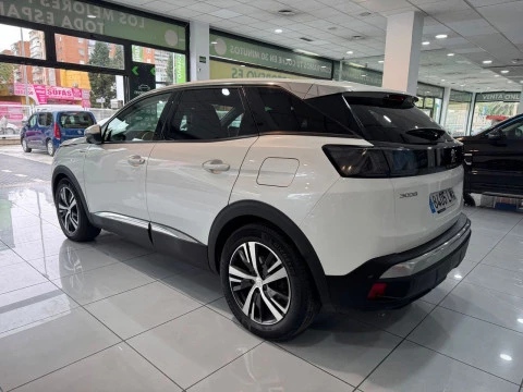 Peugeot 3008 ALLURE HYB PHEV 225 E-EAT8