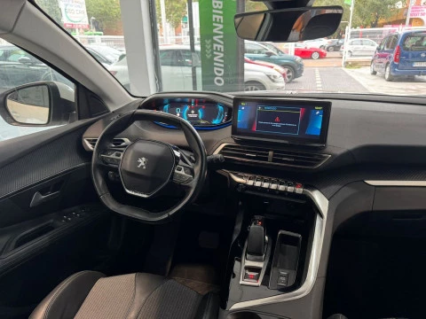 Peugeot 3008 ALLURE HYB PHEV 225 E-EAT8