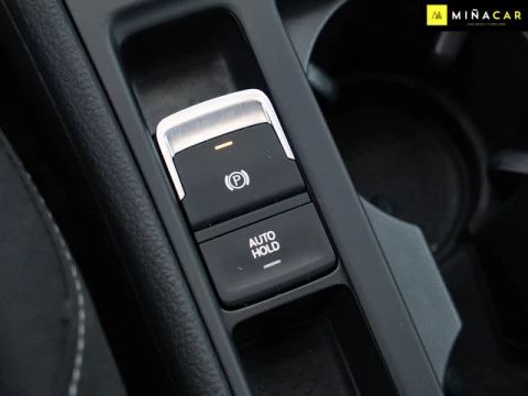 Volkswagen Golf Advance 1.6 TDI 85 kW (115 CV)