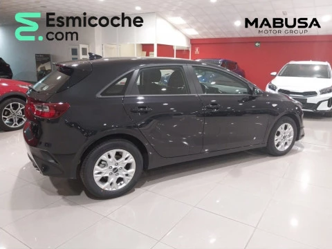 Kia Ceed 5P 1.6 MHEV IMT CONCEPT MY24