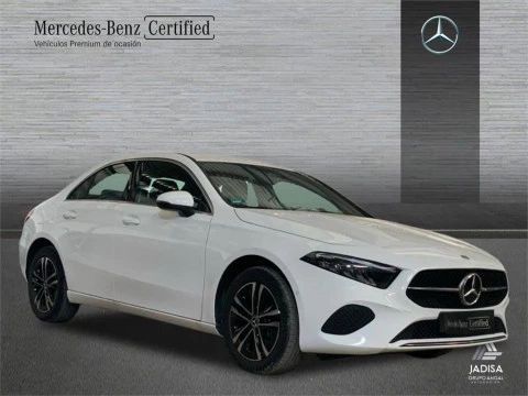 Mercedes-Benz Clase A 250 e Sedán