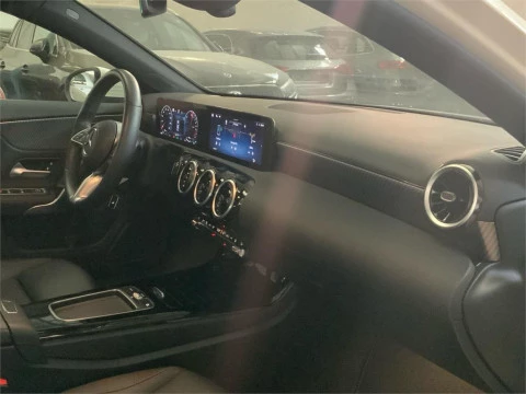 Mercedes-Benz Clase A 250 e Sedán