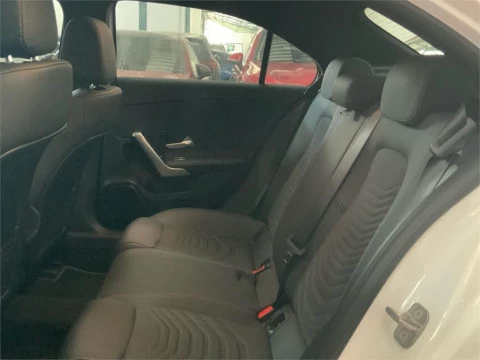 Mercedes-Benz Clase A 250 e Sedán