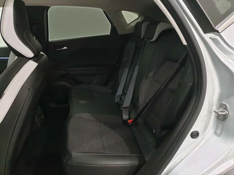 Renault Captur   TCe Techno 67kW