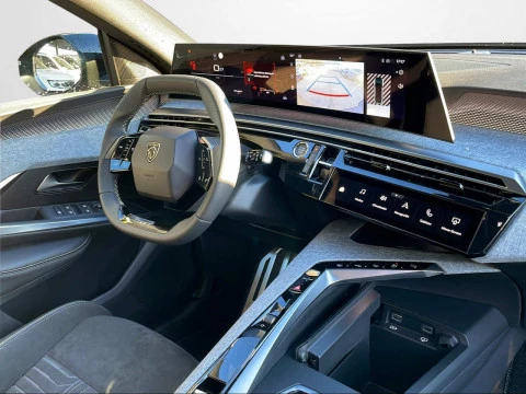 Peugeot 5008 Hybrid 1.2 107KW GT eDCS6