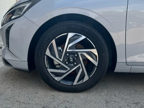 Hyundai i20 1.0 TGDI 74kW (100CV) 48V Klass