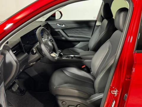 MG HS 1.5T PLUG IN HYBRID LUXURY