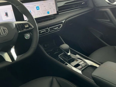MG HS 1.5T PLUG IN HYBRID LUXURY