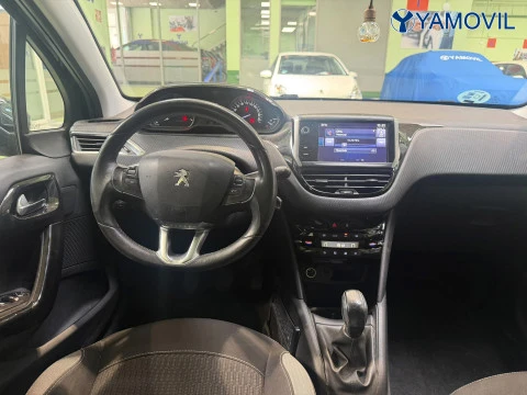 Peugeot 208 1.2 PureTech Style 60 kW (82 CV)