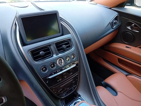 Aston Martin DBS Superleggera 770 Ultimate Coupe