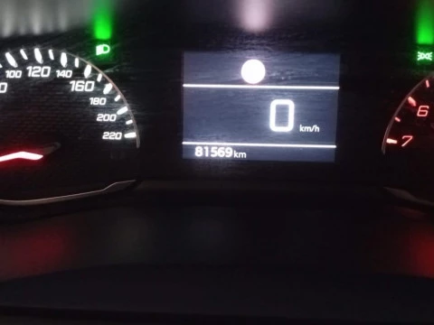 Peugeot 2008 Active Pack BlueHDI 81kW (110CV)