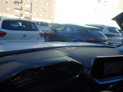 Peugeot 2008 Active Pack BlueHDI 81kW (110CV)