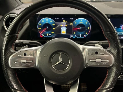 Mercedes-Benz GLA 200 D