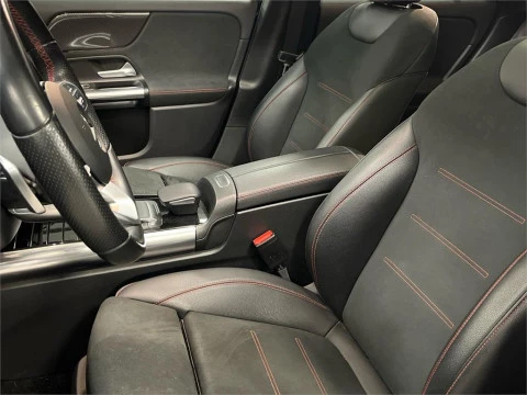 Mercedes-Benz GLA 200 D