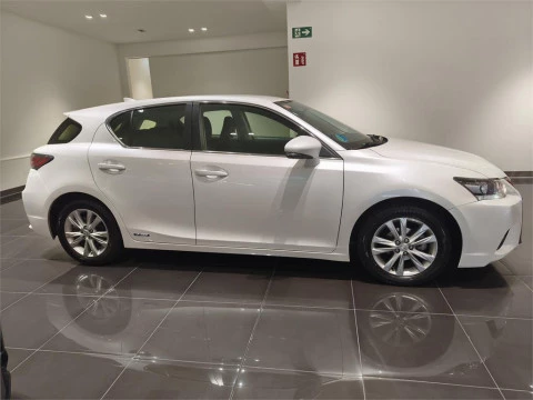 Lexus CT Compacto BUSINESS 1.8L (Híbrido Gasolina) Transmis