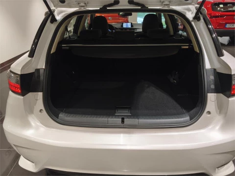 Lexus CT Compacto BUSINESS 1.8L (Híbrido Gasolina) Transmis