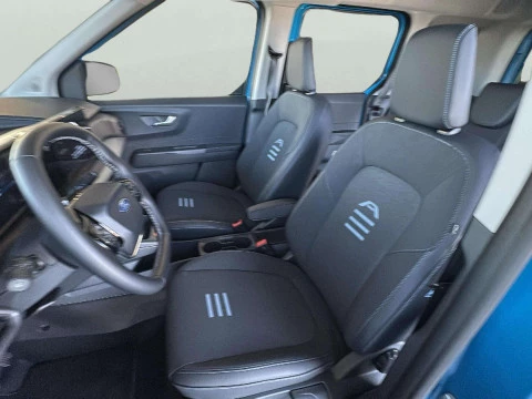 Ford Tourneo Courier BEV 54KWH 100KW ACTIVE AUTO 136 5P
