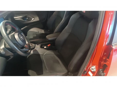 Toyota Yaris 5 Puertas GR SPORT 120H Automático (e-CVT)