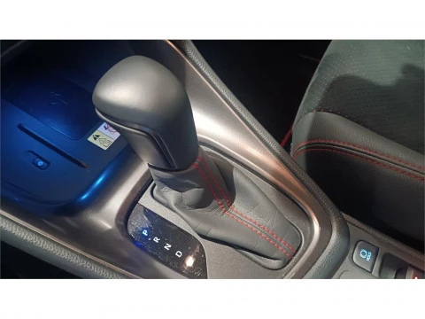 Toyota Yaris 5 Puertas GR SPORT 120H Automático (e-CVT)