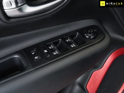 Jeep Renegade 1.3 PHEV Trailhawk AWD AT 177 kW (240 CV)