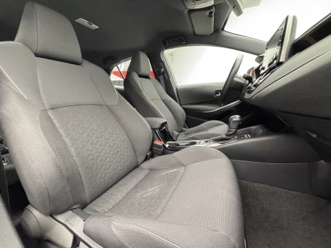 Toyota Corolla 1.8 125H ACTIVE TECH E-CVT