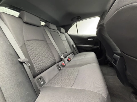 Toyota Corolla 1.8 125H ACTIVE TECH E-CVT