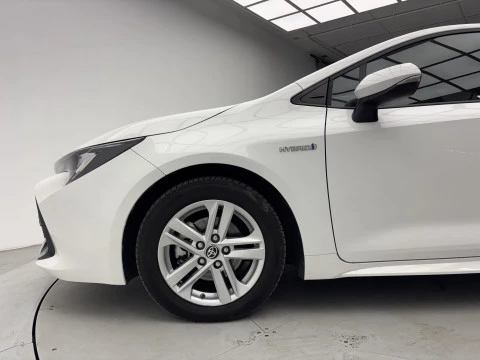 Toyota Corolla 1.8 125H ACTIVE TECH E-CVT