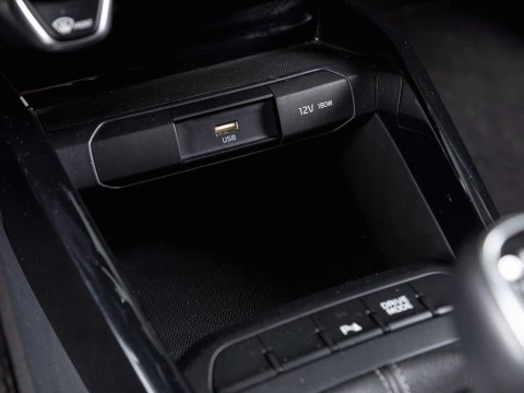 Kia Stonic 1.0 T-GDi 74kW (100CV) MHEV MT Drive