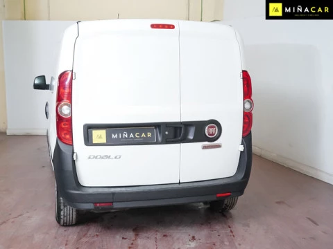 Fiat Doblò Cargo 1.6 Multijet Base 77 kW (105 CV)
