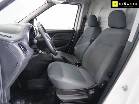 Fiat Doblò Cargo 1.6 Multijet Base 77 kW (105 CV)