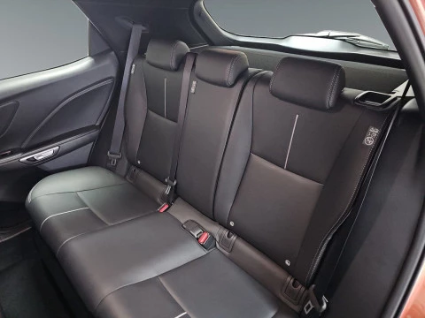 Lexus LBX 1.5 136cv HEV Relax+