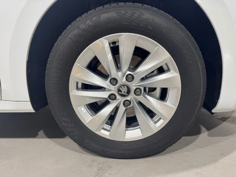 Skoda Octavia 2.0 TDI Selection DSG 110 kW (150 CV)