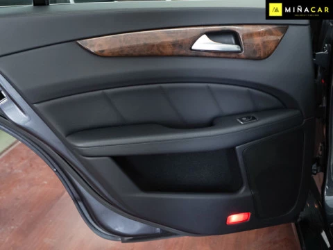 Mercedes-Benz Clase CLS CLS 350 Blue Efficiency 225 kW (306 CV)