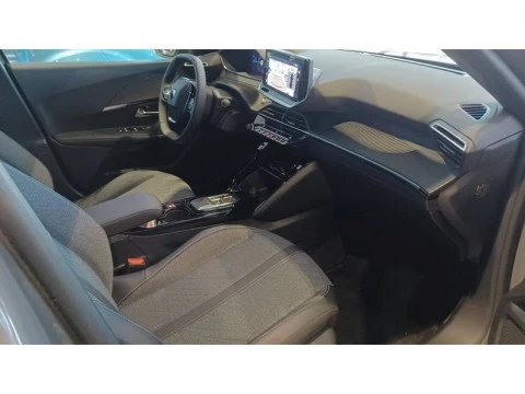 Peugeot e-2008 Eléctrico Allure 136 (100kW)