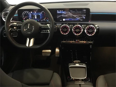 Mercedes-Benz Clase A 250 e con tecnología híbrida EQ