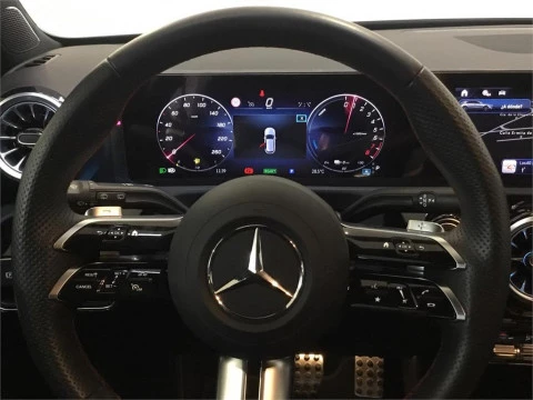 Mercedes-Benz Clase A 250 e con tecnología híbrida EQ