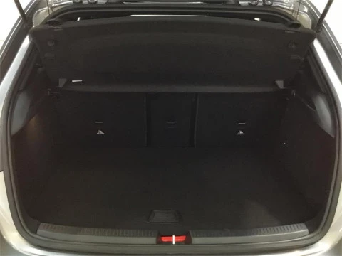 Mercedes-Benz Clase A 250 e con tecnología híbrida EQ