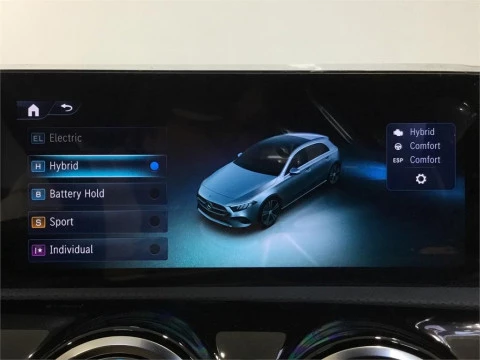 Mercedes-Benz Clase A 250 e con tecnología híbrida EQ