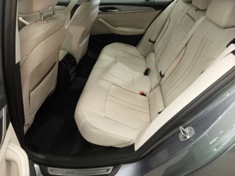 BMW Serie 5 530e Touring