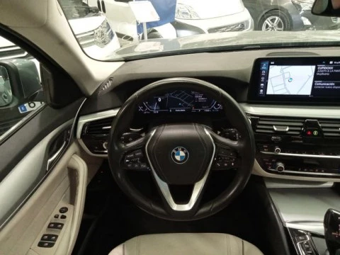 BMW Serie 5 530e Touring