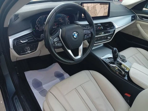 BMW Serie 5 530e Touring