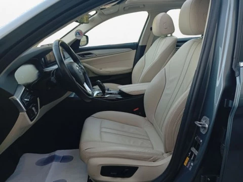 BMW Serie 5 530e Touring