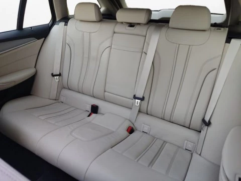 BMW Serie 5 530e Touring