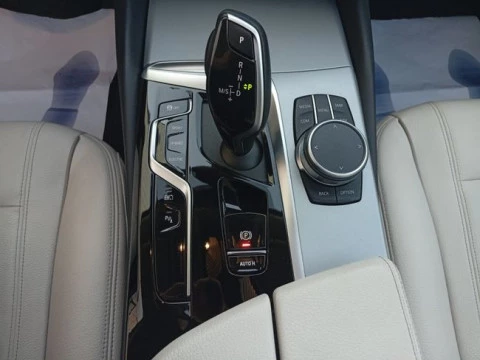 BMW Serie 5 530e Touring