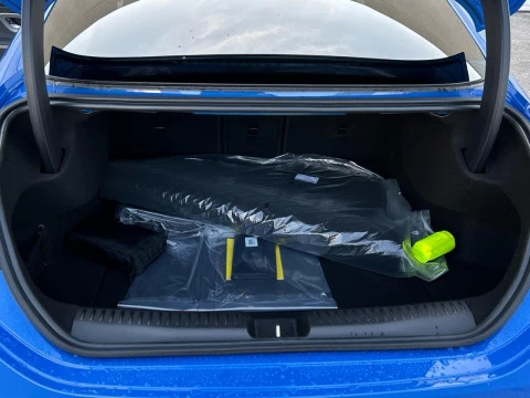 Mercedes-Benz CLA  180 con tecnologia hibrida