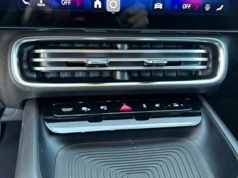 Mercedes-Benz CLA  180 con tecnologia hibrida