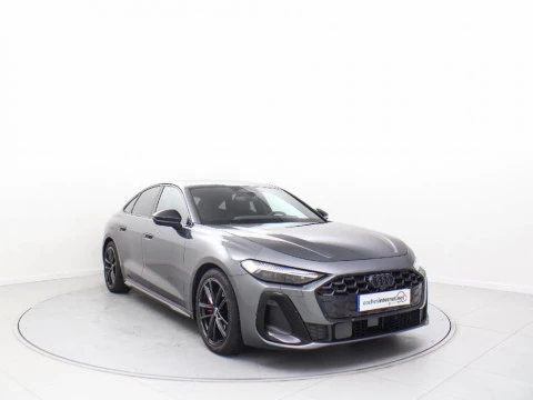 Audi A5 2.0 PHEV E-HYBR QUA 220 BLACK LINE AVANT